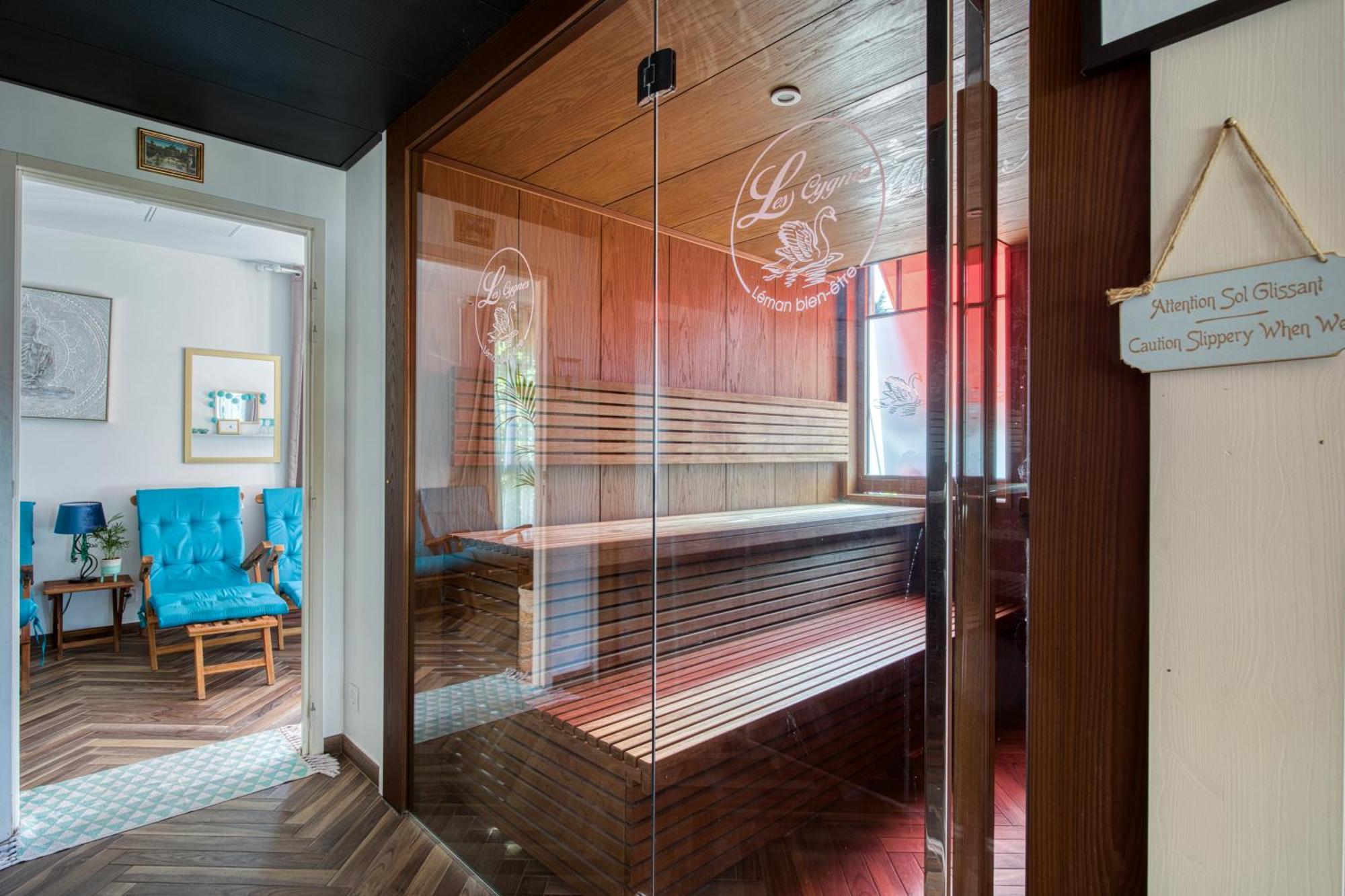 Les Cygnes Hotel Evian-les-Bains Luaran gambar